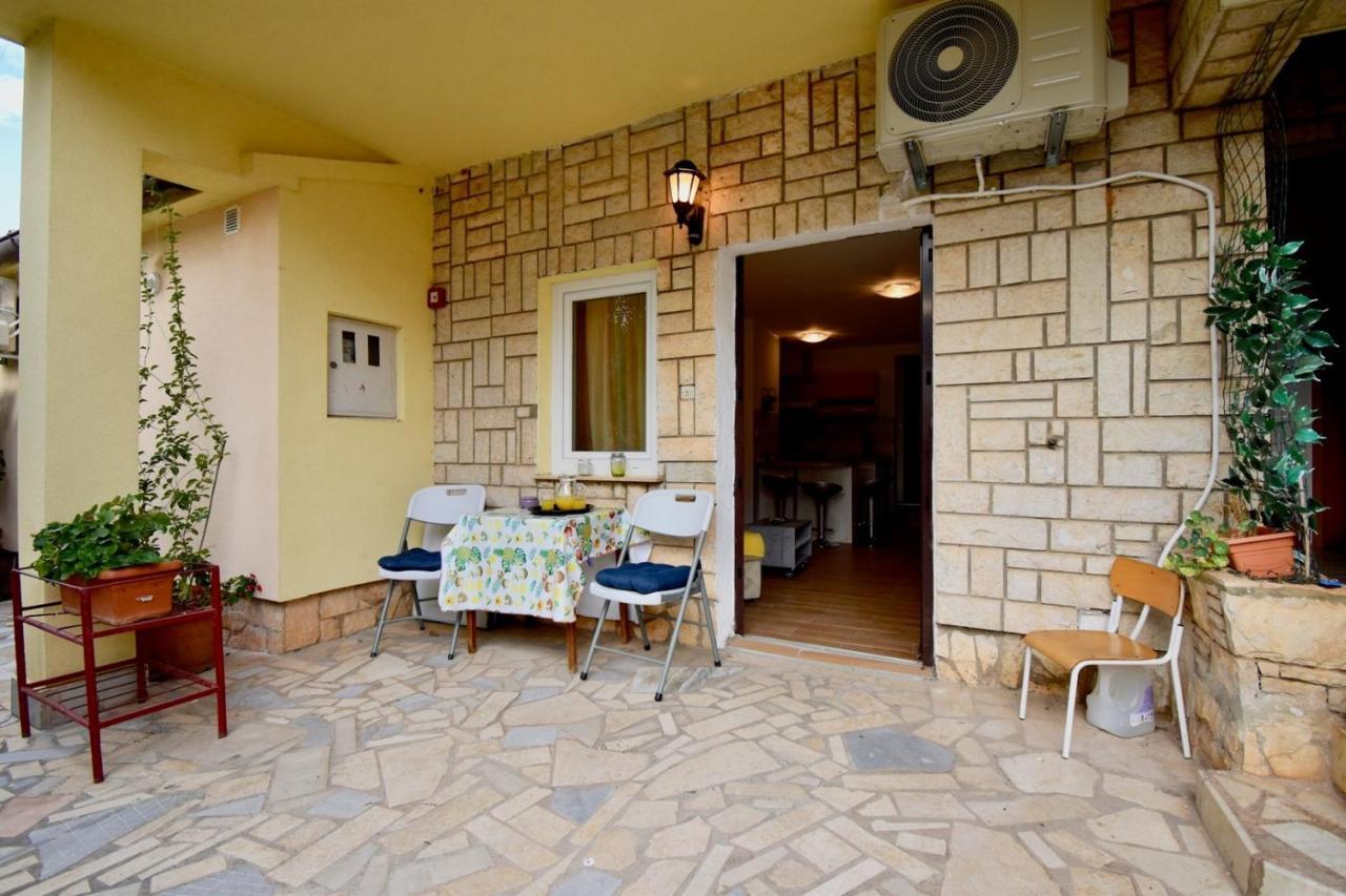 Holiday apartments Medulin Bagian luar foto